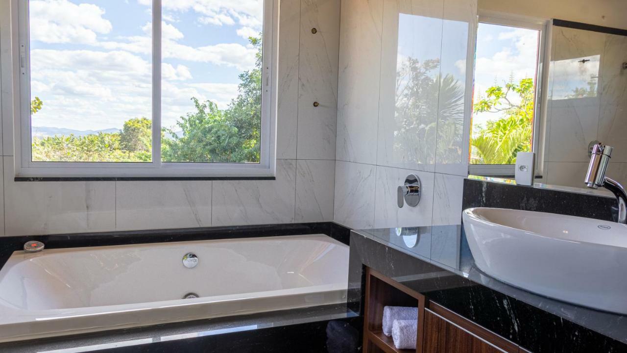 Suite with Hot Tub,1260681778:JPEG